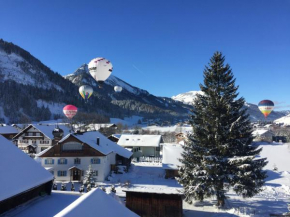 Hotel Goldenes Kreuz, Tannheim, Österreich